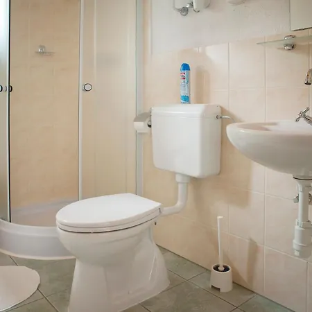 Orsegi Tornacos Vendegfogado Gasthuis 3*