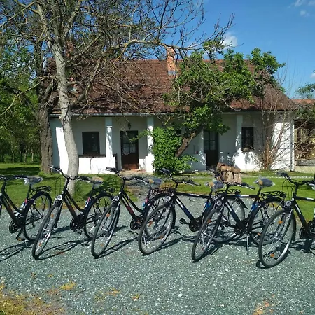 őrségi Tornácos 3*